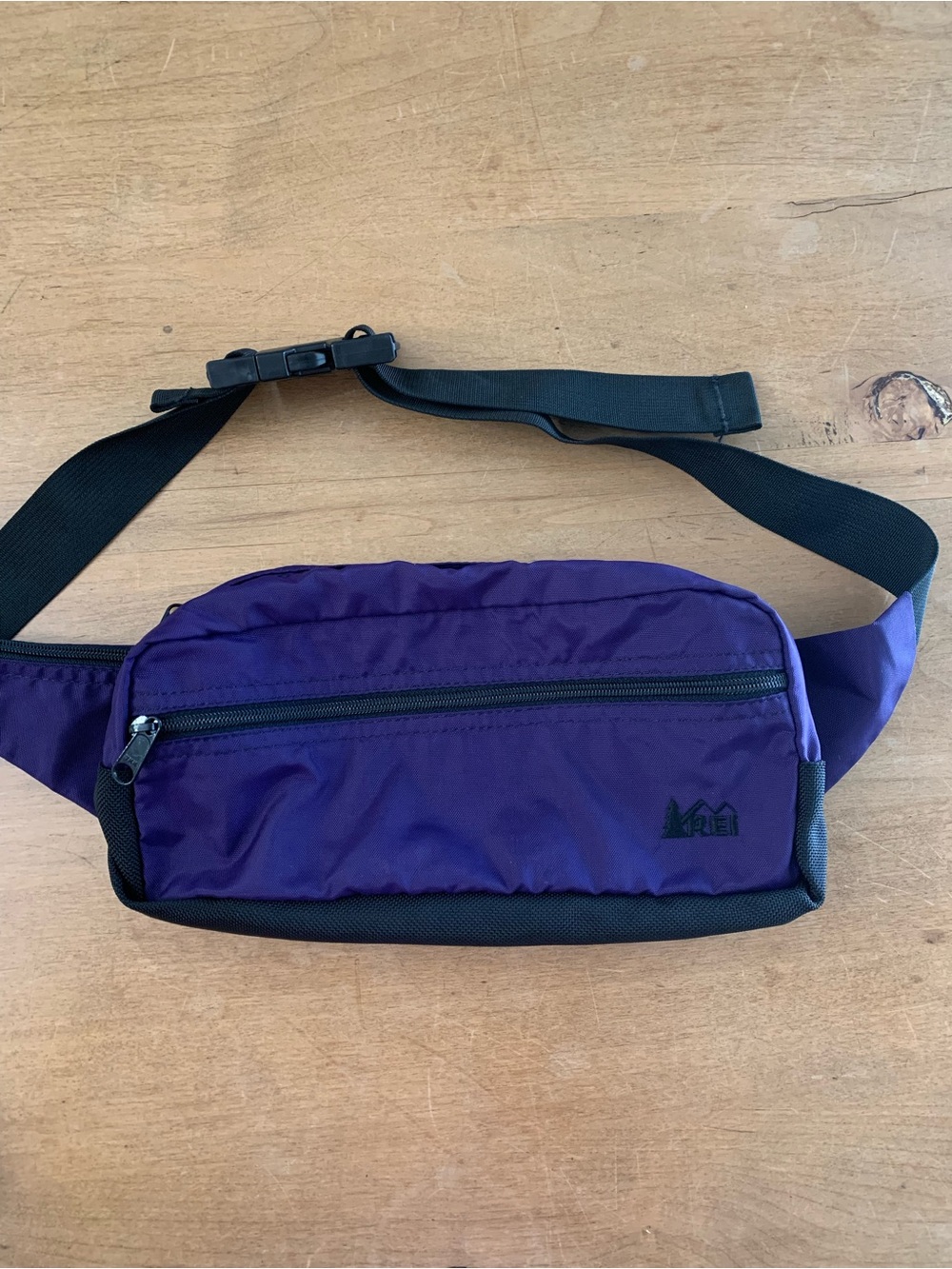 REI Unisex Purple Belt Bag Waist Pack Fanny Pack